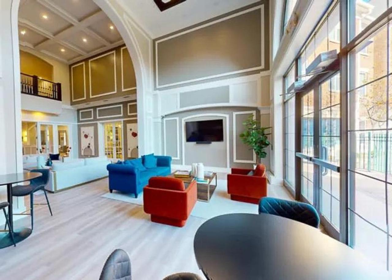 Landing At The Village At Stetson Square - 2 Bedrooms In Corryville Apartment *