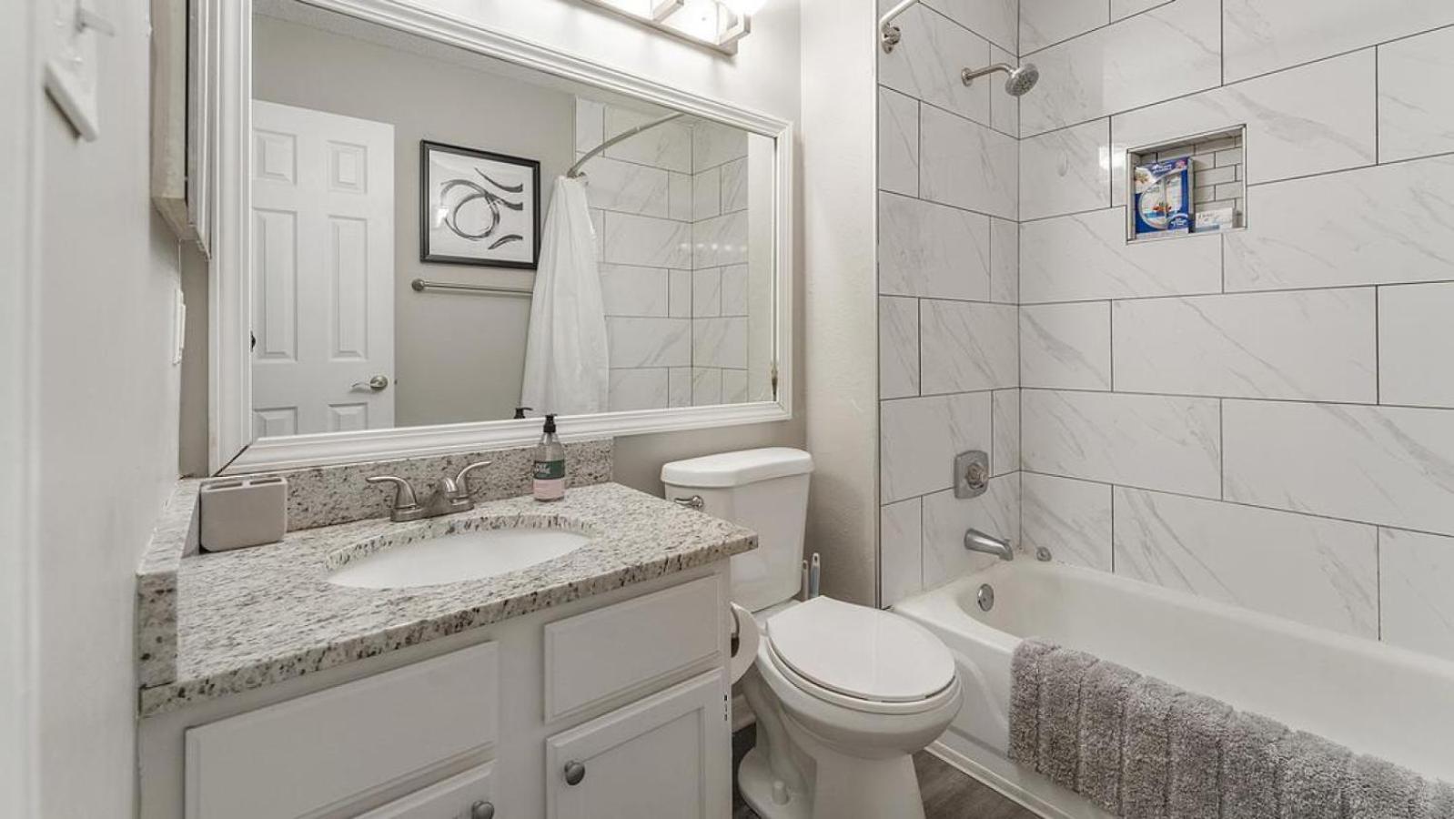 Apartment Landing At The Village At Stetson Square - 2 Bedrooms In Corryville